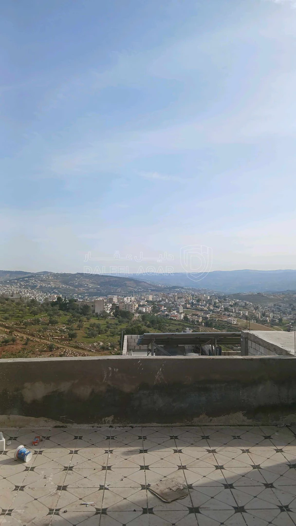 مبنى في جرش دير اليات - 170,000 دأ - صورة 1