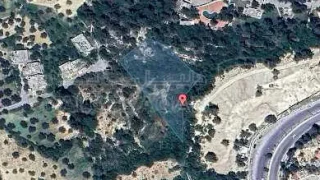 أرض في عجلون بجانب الجامعه. بالقرب من المحافظه عحلون - 160,000 دأ - صورة 1