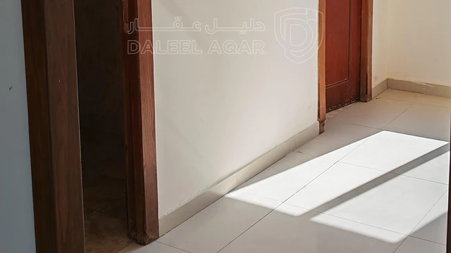 مكتب/تجاري في العقبة - المنطقة الرابعة - مجمع الطيان بلازا - ط 5 - 135,000 دأ - صورة NaN