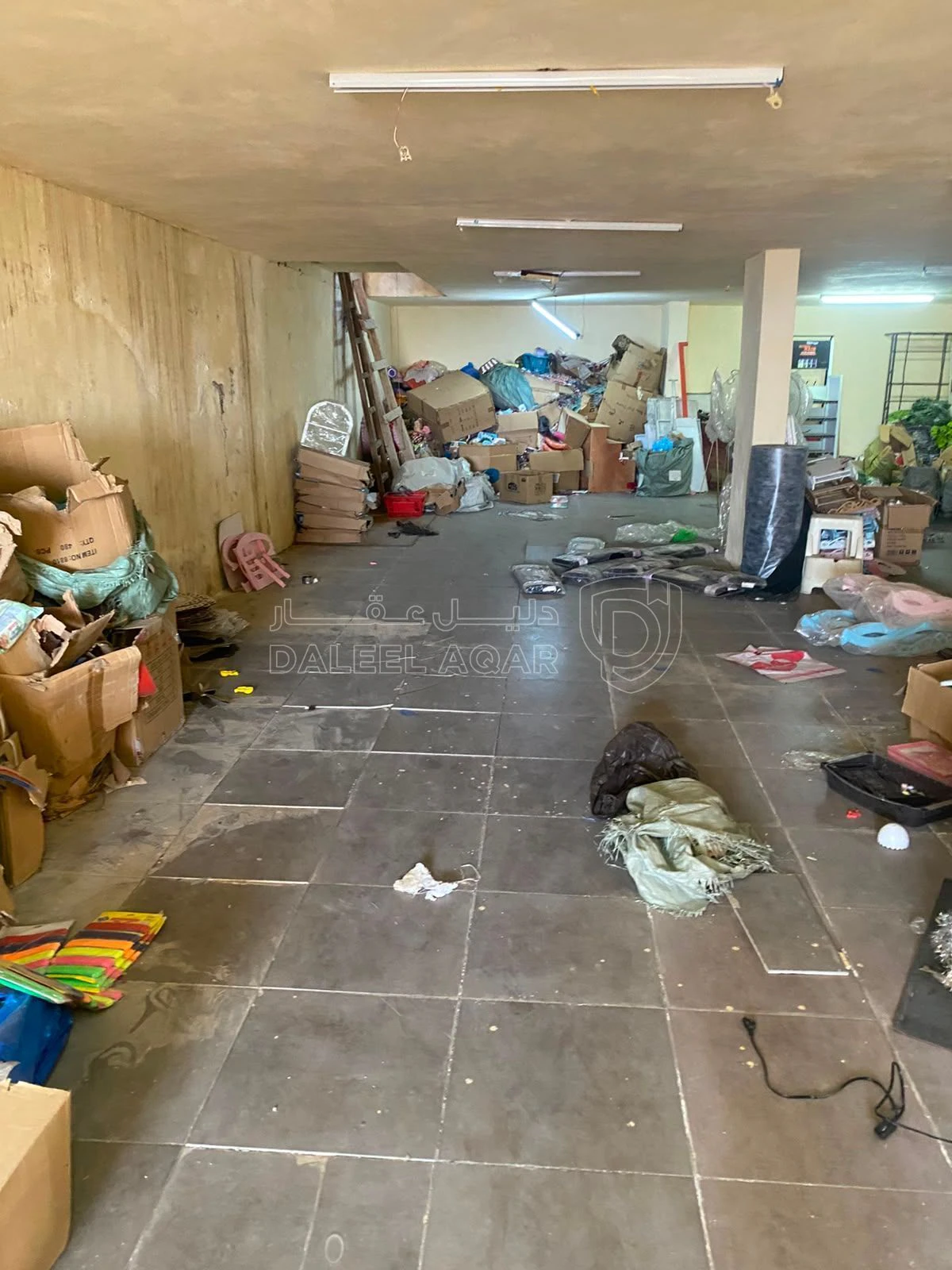 مبنى في مبنى ثلاث طوابق في العقبه الحرفيه - 85,000 دأ - صورة 6