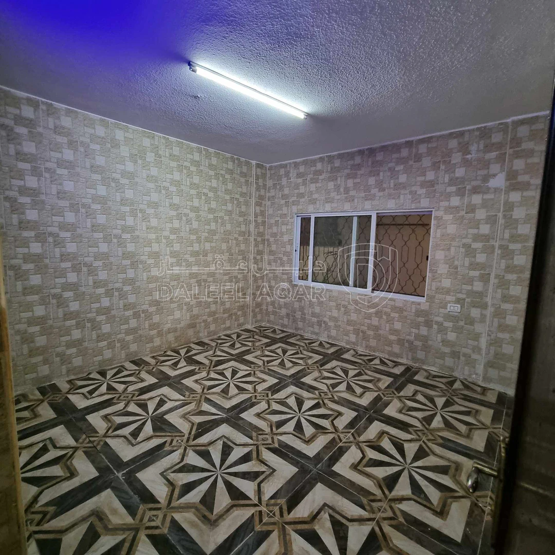 شقة في بالقرب من مسجد زيد بن ثابت  - 21,900 دأ - صورة 1