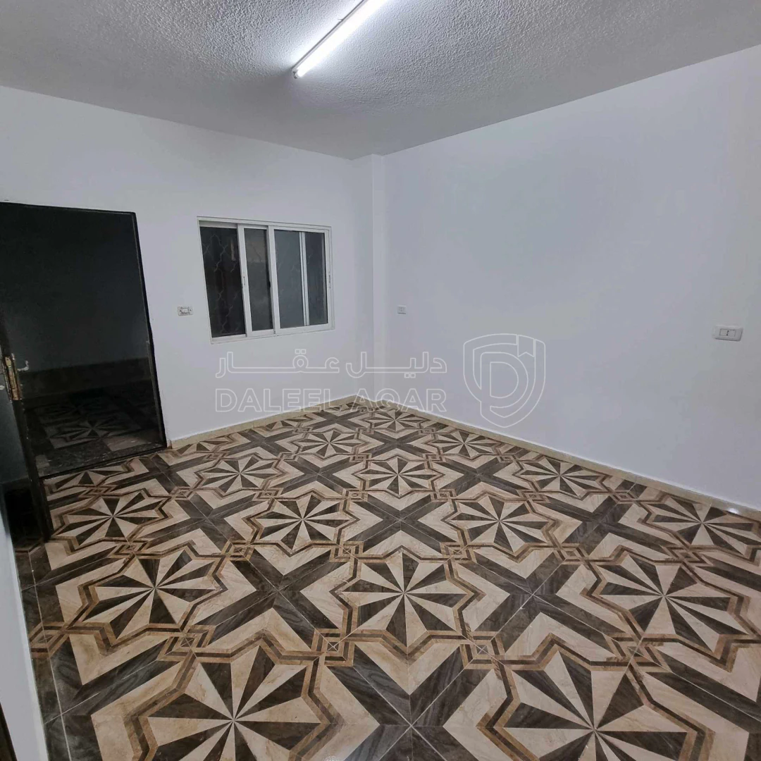 شقة في بالقرب من مسجد زيد بن ثابت  - 21,900 دأ - صورة 1