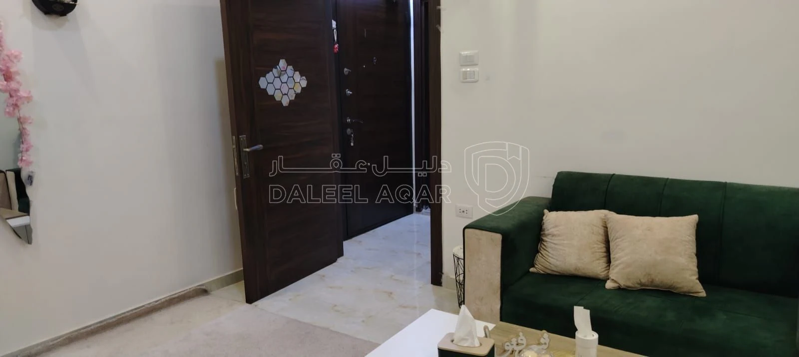 شقة في شقه للبيع طابق ثاني الصريح قرب شارع البترا - 54,000 دأ - صورة 20