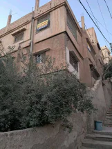 مبنى في الزرقاء جبل الاميرة رحمة مقابل جبل الامير حسن  - 30,000 دأ - صورة NaN