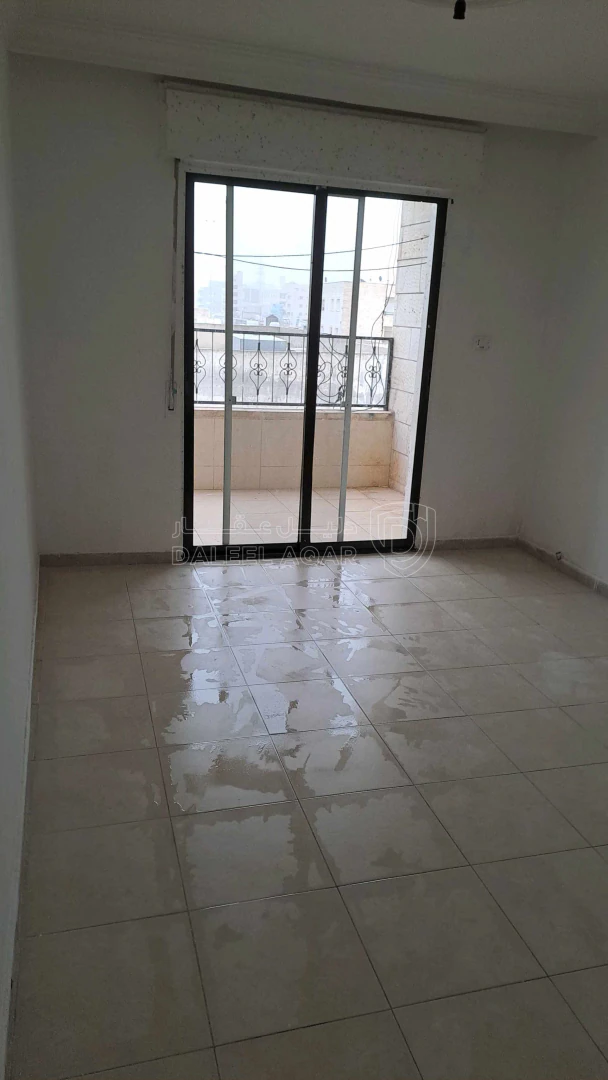 شقة في اربد.مجمع عمان الجديد - 35,000 دأ - صورة 1