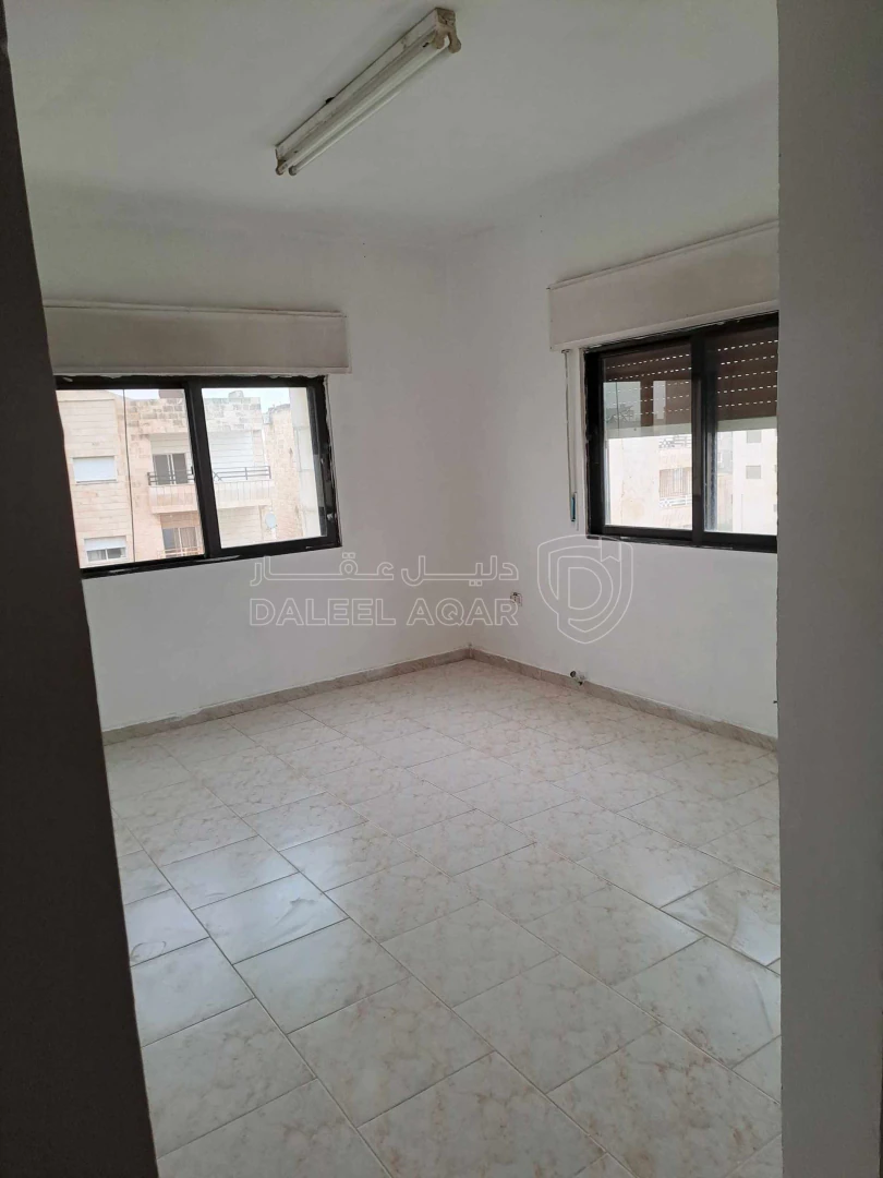 شقة في اربد.مجمع عمان الجديد - 35,000 دأ - صورة 1