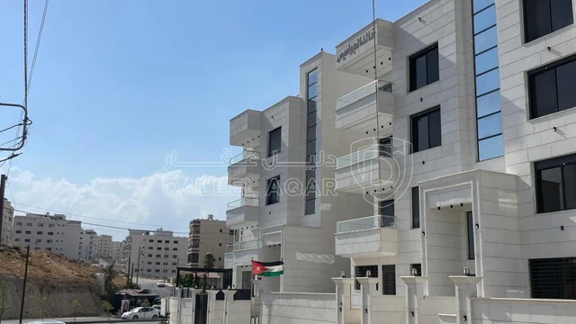 شقة - شفا بدران - مقابل ديوان السويلمين - 120000 دأ