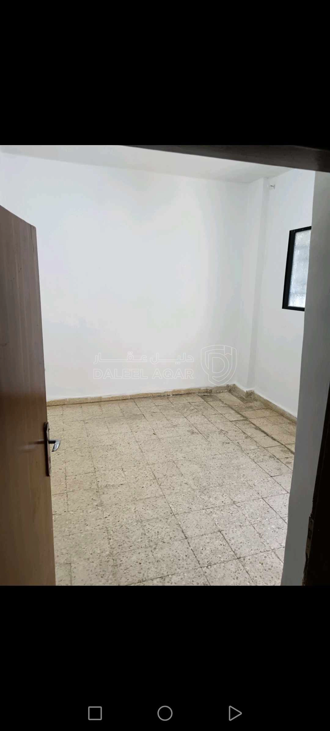 مبنى في عمارة للبيع في المنارة ثلاث طوابق بالتطوير الحضري  - 55,000 دأ - صورة 1
