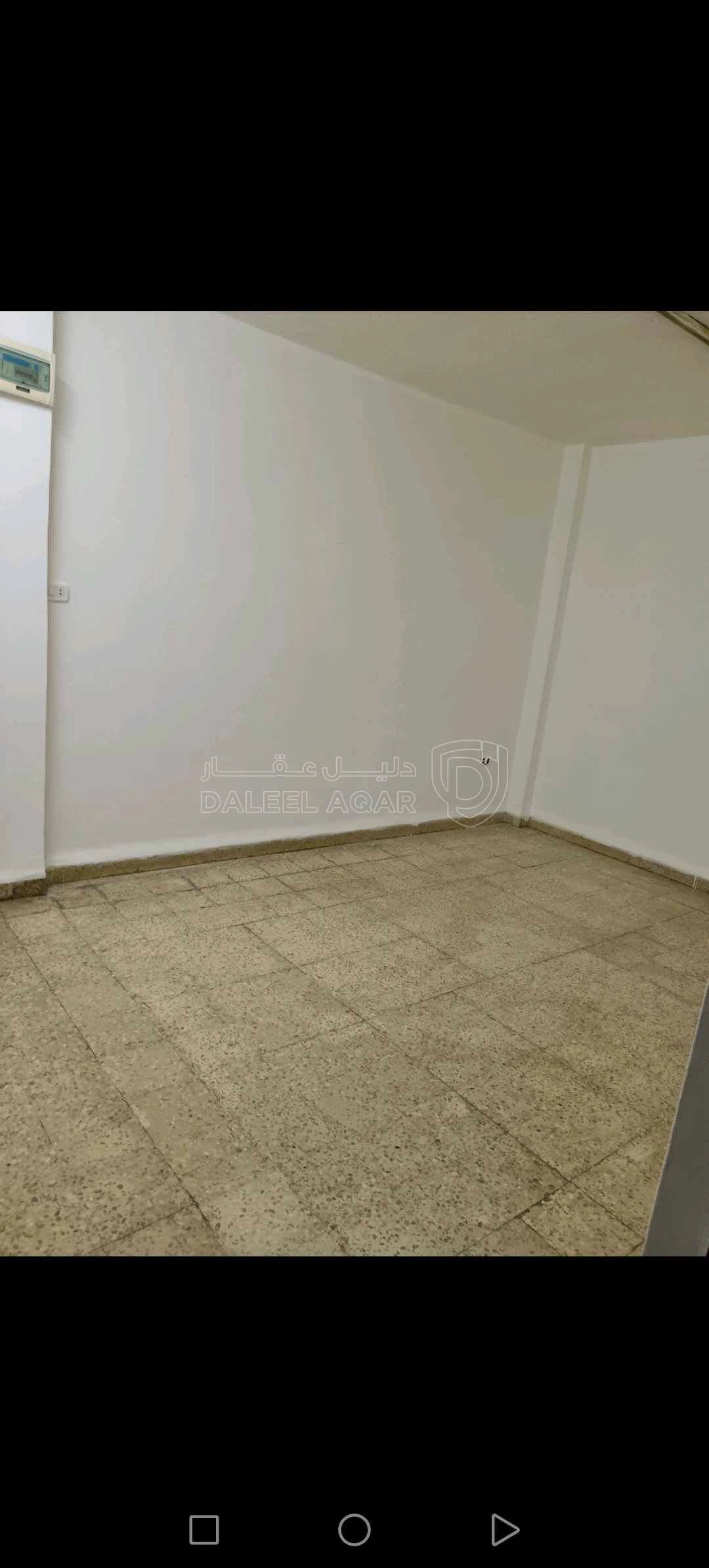 مبنى في عمارة للبيع في المنارة ثلاث طوابق بالتطوير الحضري  - 55,000 دأ - صورة 1