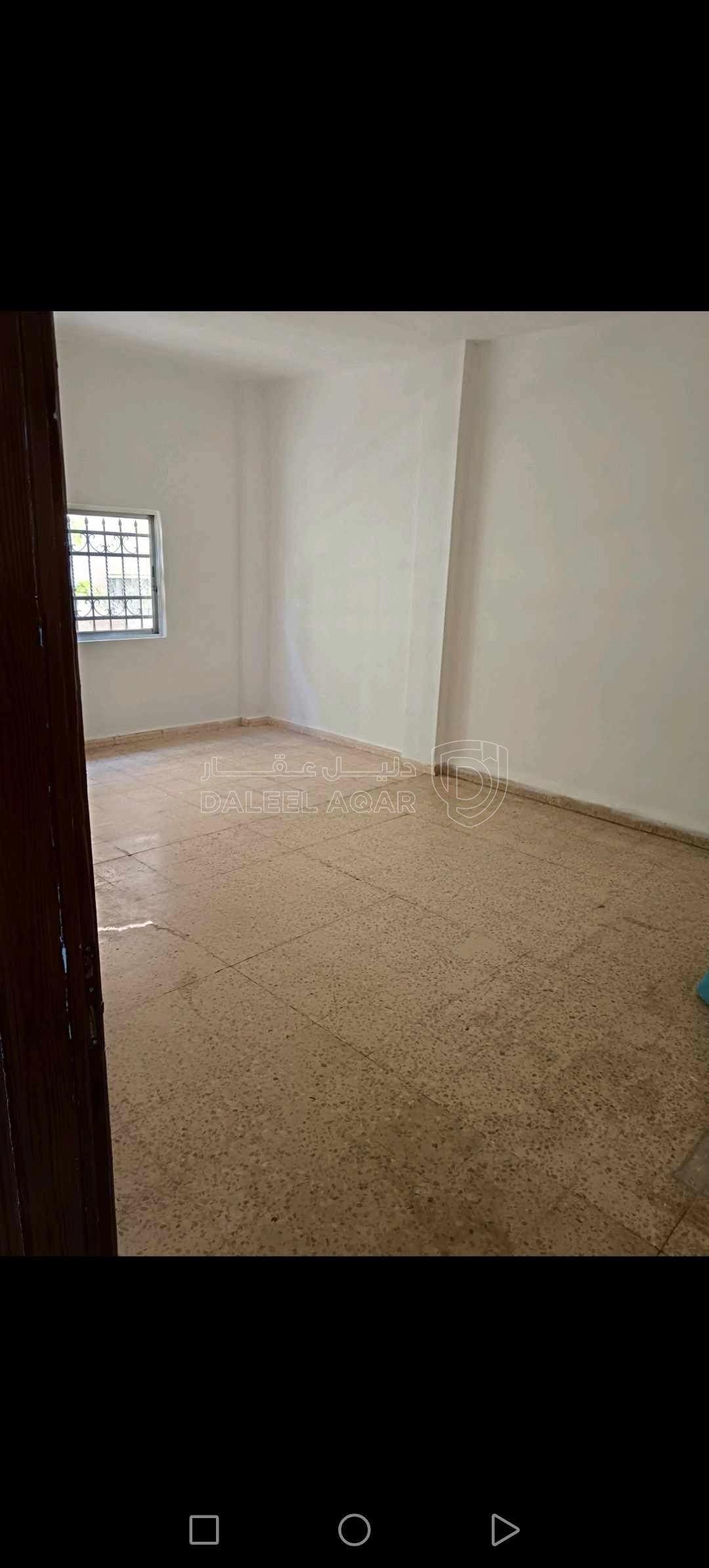 مبنى في عمارة للبيع في المنارة ثلاث طوابق بالتطوير الحضري  - 55,000 دأ - صورة 1