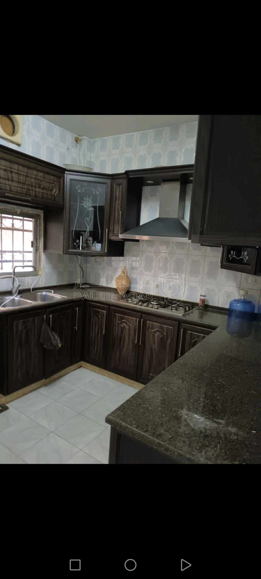 مبنى في عمارة للبيع في المنارة ثلاث طوابق بالتطوير الحضري  - 55,000 دأ - صورة 1