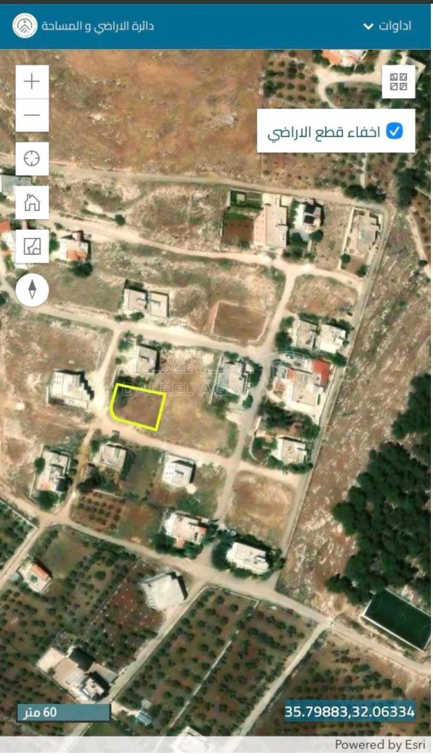 أرض في السرو قرب معسكر الحسين للشباب  - 65,000 دأ - صورة 1