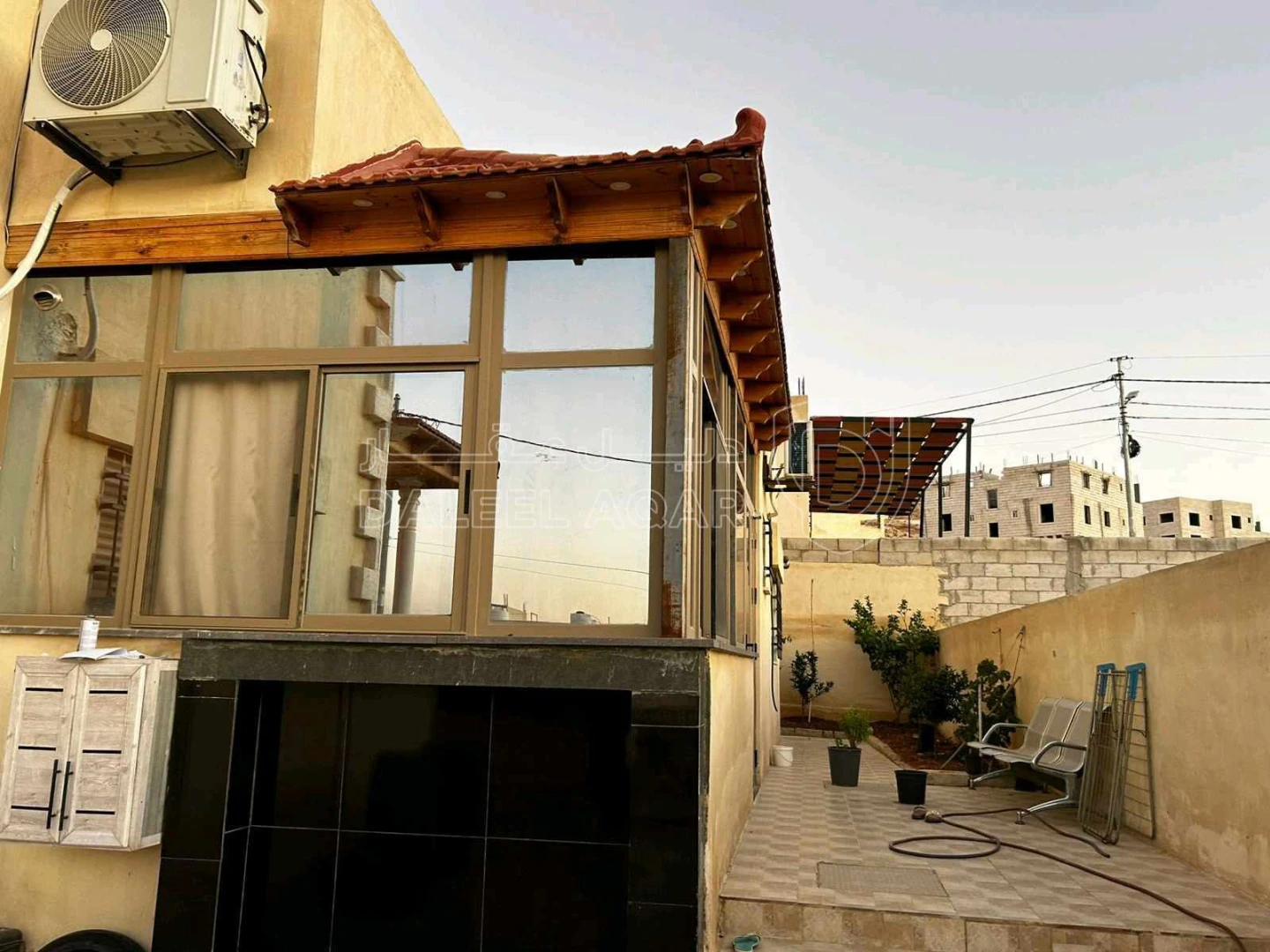 فيلا/منزل في الزرقاء _ البتراوي الجنوبي/ الصالحية  - 88,000 دأ - صورة 1