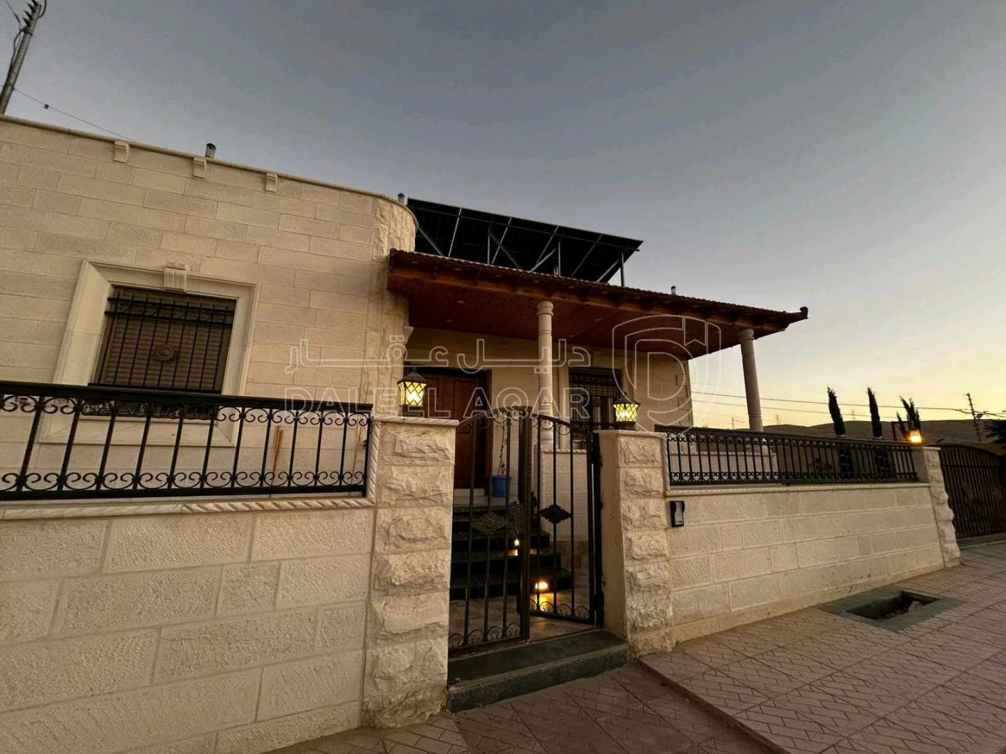 فيلا/منزل في الزرقاء _ البتراوي الجنوبي/ الصالحية  - 88,000 دأ - صورة 1