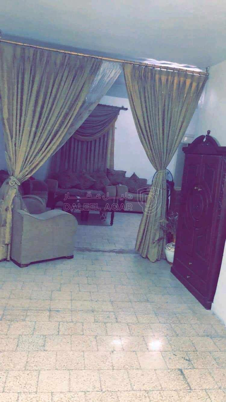 شقة في جبل عمان شارع المعتصم - 50,000 دأ - صورة 1