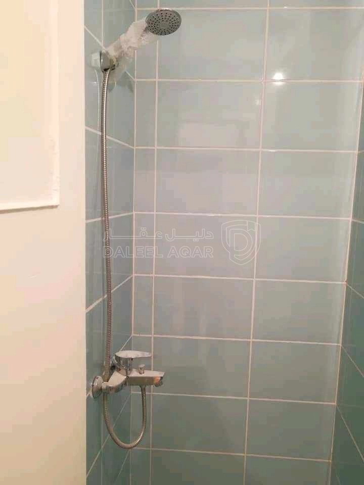 مبنى في ضاحيه الامير حسن قرب مخفر شرطة النزهه  - 190,000 دأ - صورة 1