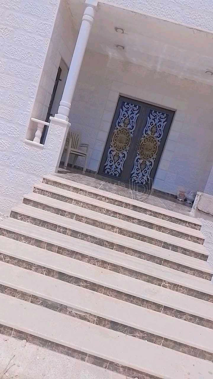 فيلا/منزل في مادبا الخطابيه - 95,000 دأ - صورة 1
