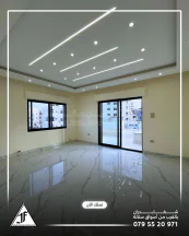 شقة - شفا بدران بالقرب من اسواق سلالة  - 87000 دأ