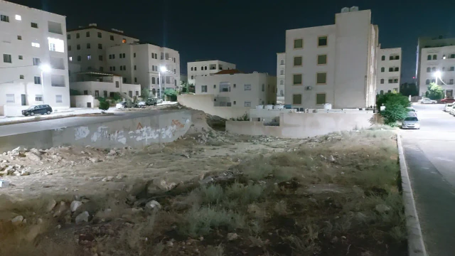 أرض - أرض مميزه للبيع في الزرقاء مدينة الشرق - العبدلية - 50000 دأ