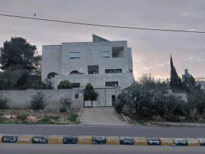فيلا/منزل - السلط - سوادا - 300000 دأ