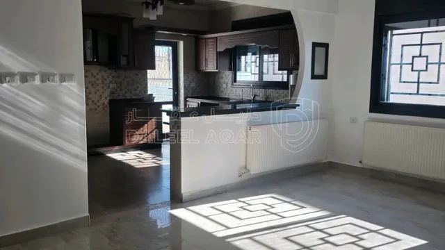 شقة - عمّان شفا بدران بالقرب من مدارس السابلة  - 78000 دأ