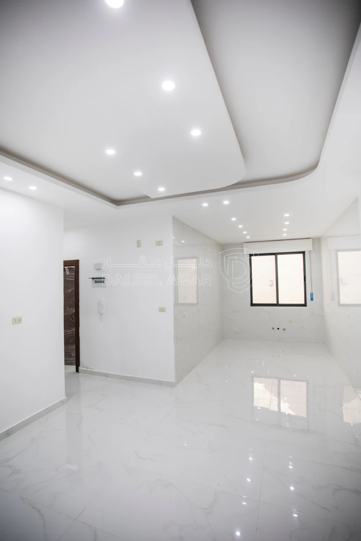 شقة في ابو علندا صيدليه القدس - 50,000 دأ - صورة 1