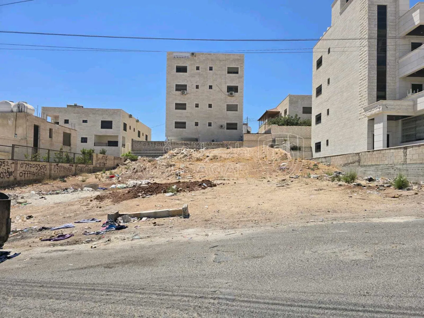 أرض في عمان- الجويدة-حوض المستندات وام زعرورة - 103,000 دأ - صورة 1