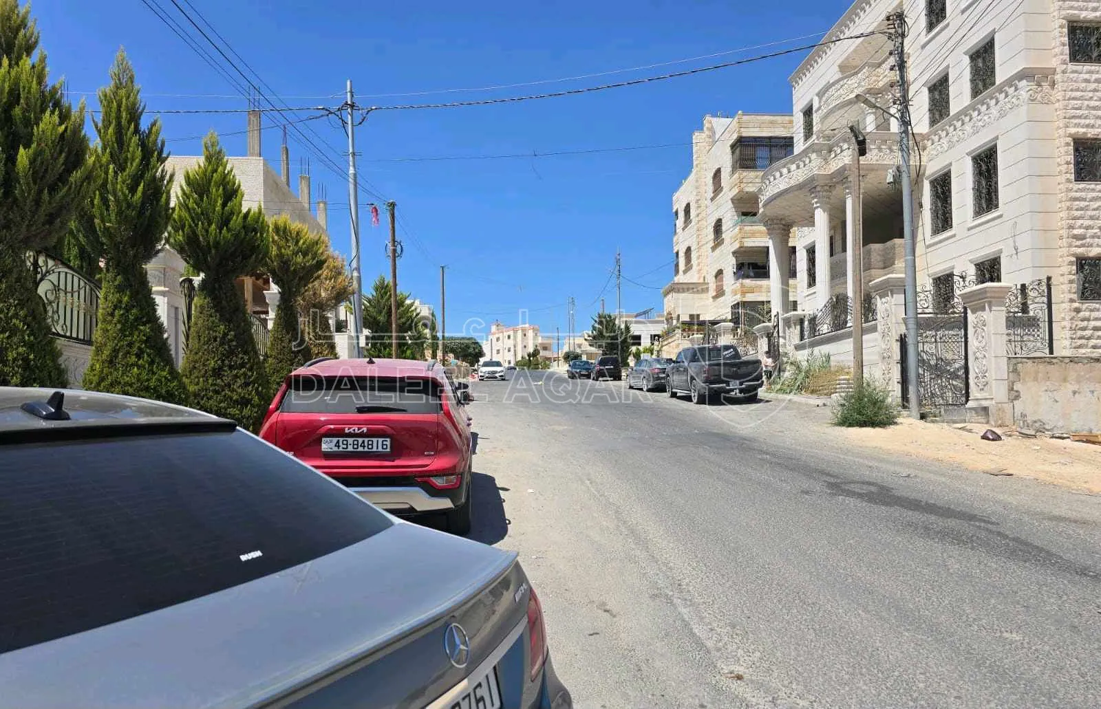 أرض في عمان- الجويدة-حوض المستندات وام زعرورة - 103,000 دأ - صورة 1