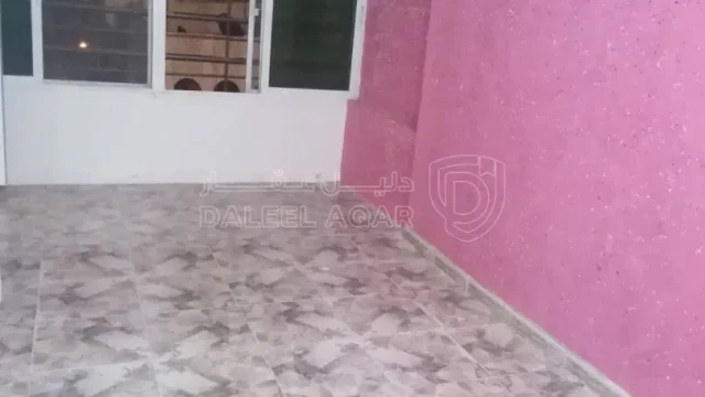 شقة - تم تنزيل السعر وقابل للتفاوض كمان للبيع شقة مميزة  - 15500 دأ