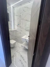 شقة - طبربور - بالقرب من محطة طارق للباص السريع - 72000 دأ