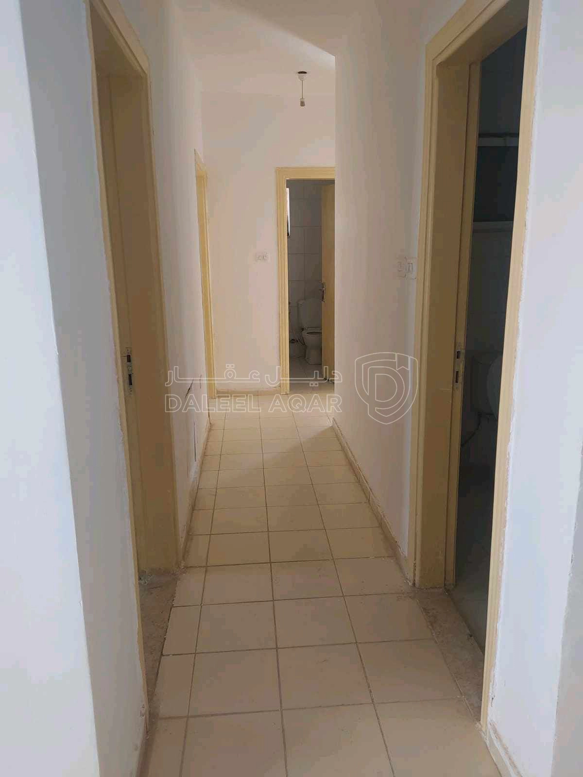 شقة في شقة للبيع بالقرب من مستشفى النديم مادبا - 18,000 دأ - صورة 1