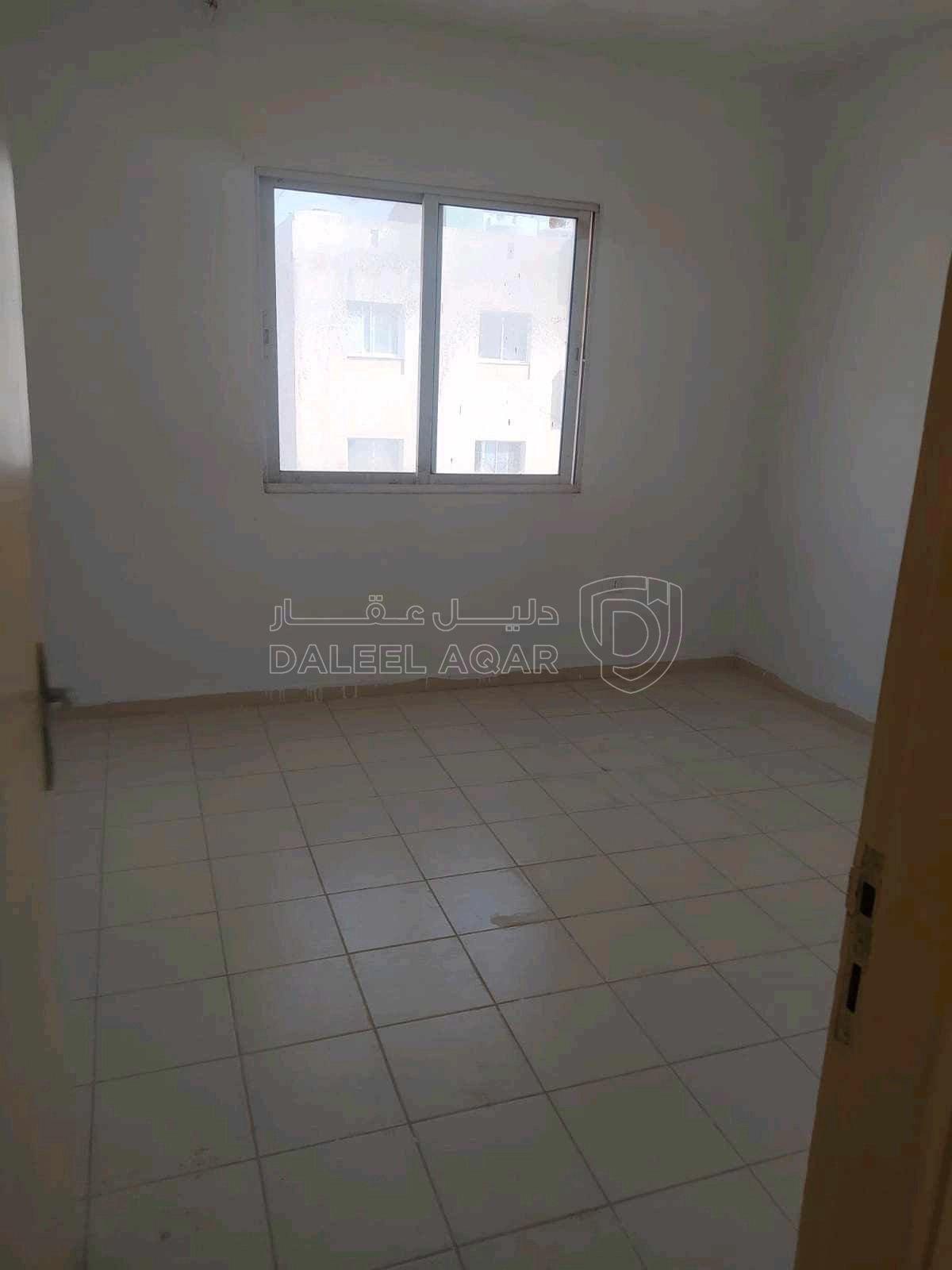 شقة في شقة للبيع بالقرب من مستشفى النديم مادبا - 18,000 دأ - صورة 1