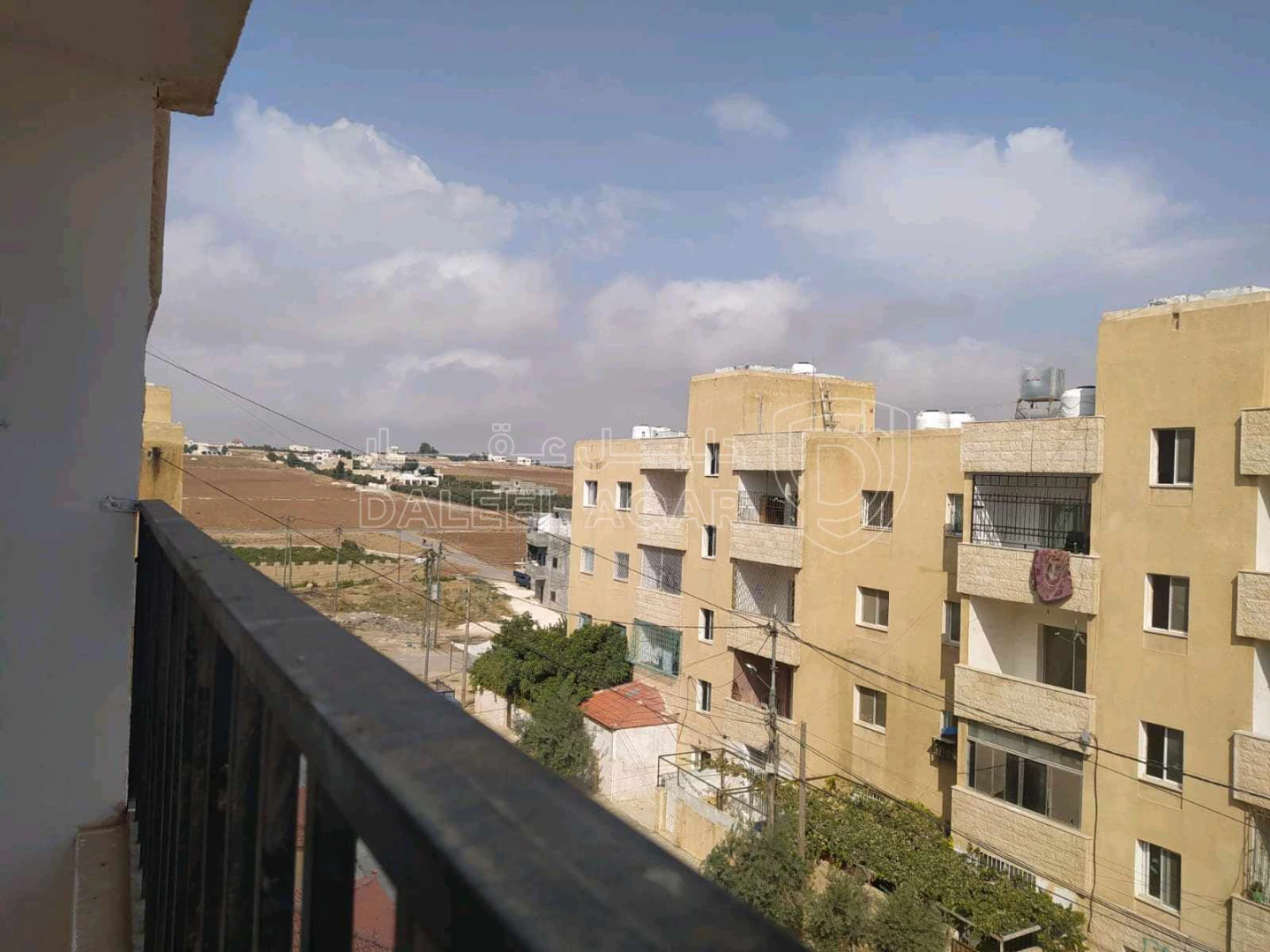 شقة في شقة للبيع بالقرب من مستشفى النديم مادبا - 18,000 دأ - صورة 1