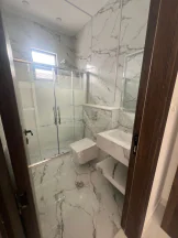 شقة - طبربور - بالقرب من محطة طارق للباص السريع - 72000 دأ