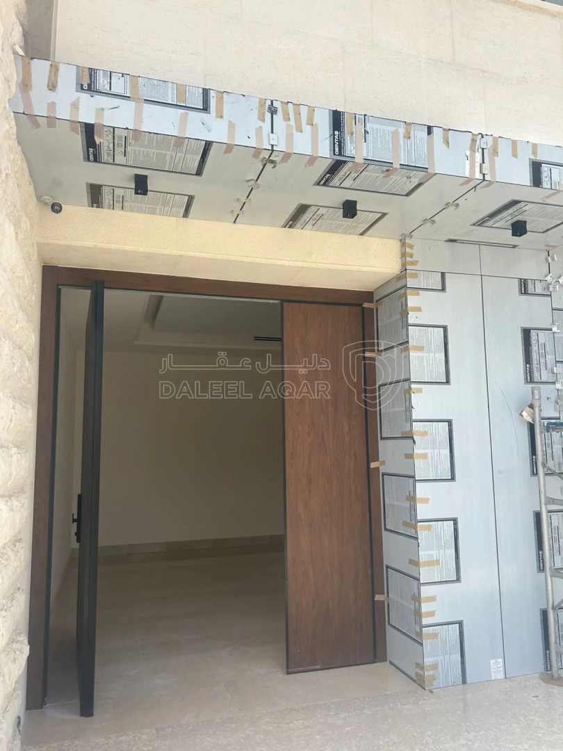 فيلا/منزل في فيلا فاخرة بتشطيب فندقي في دابوق - 790,000 دأ - صورة 1