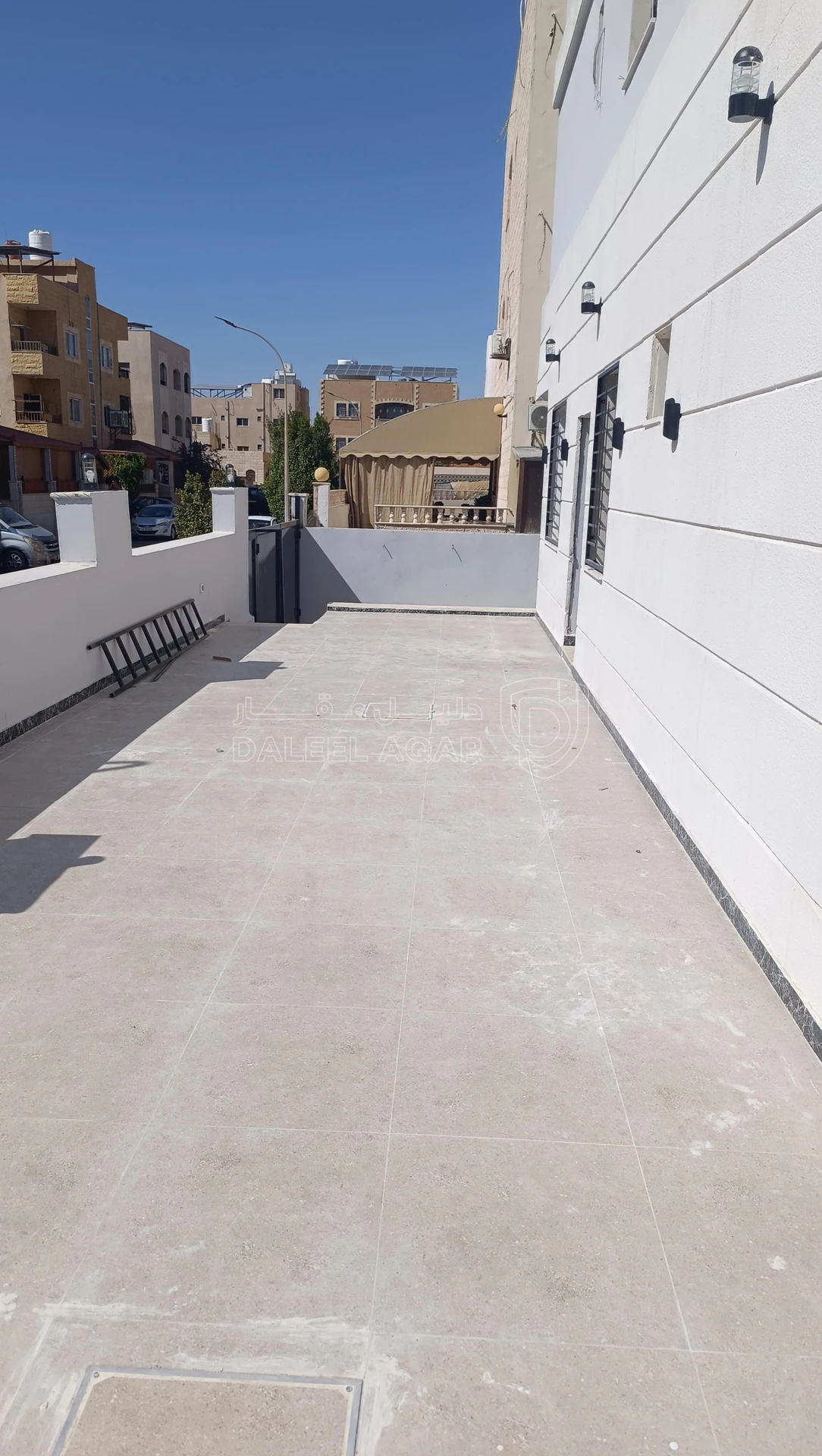 شقة في العقبه العاشره رديف شارع الكويت - 43,000 دأ - صورة 8