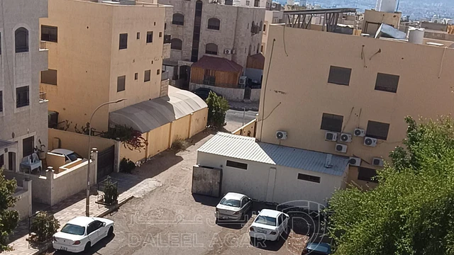 شقة في العقبه العاشره رديف شارع الكويت - 43,000 دأ - صورة NaN
