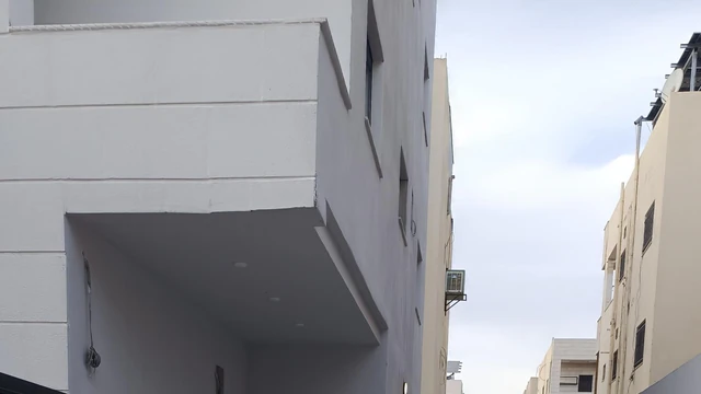 شقة في العقبه العاشره رديف شارع الكويت - 43,000 دأ - صورة NaN