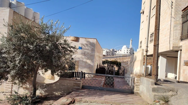 فيلا/منزل في شارع ابن قيم الجوزية، بناية 36 - 270,000 دأ - صورة NaN