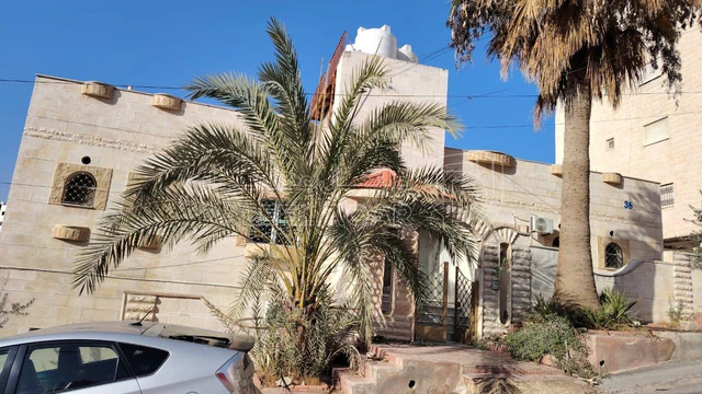 فيلا/منزل في شارع ابن قيم الجوزية، بناية 36 - 270,000 دأ - صورة NaN
