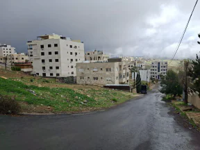 أرض في ابو السوس حوض الذراع بالقرب من أكاديمية البنون - 190,000 دأ - صورة NaN