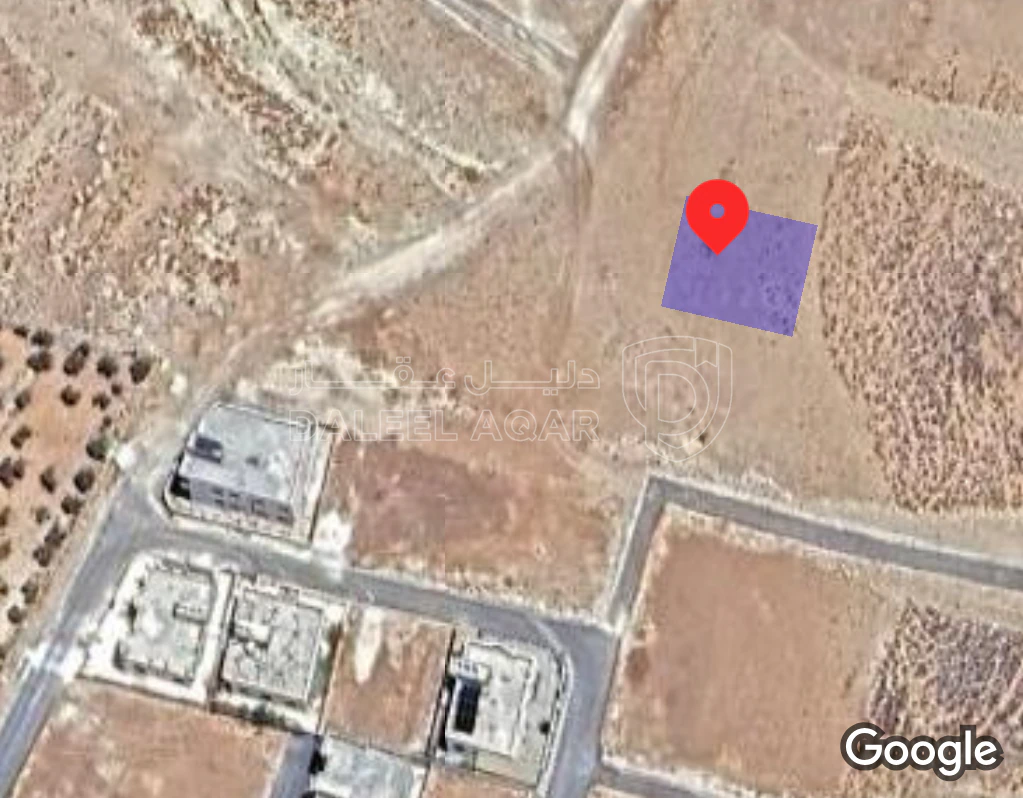 أرض في عمان تحت شارع الاردن  بجانب إسكان  يثرب - 77,000 دأ - صورة 1