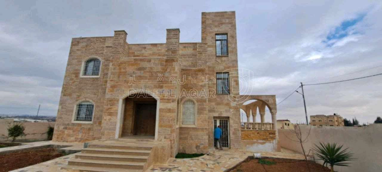 فيلا/منزل في عمان القسطل خلف مستشفى الخلايا الجذعيه Babay cort - 320,000 دأ - صورة 1