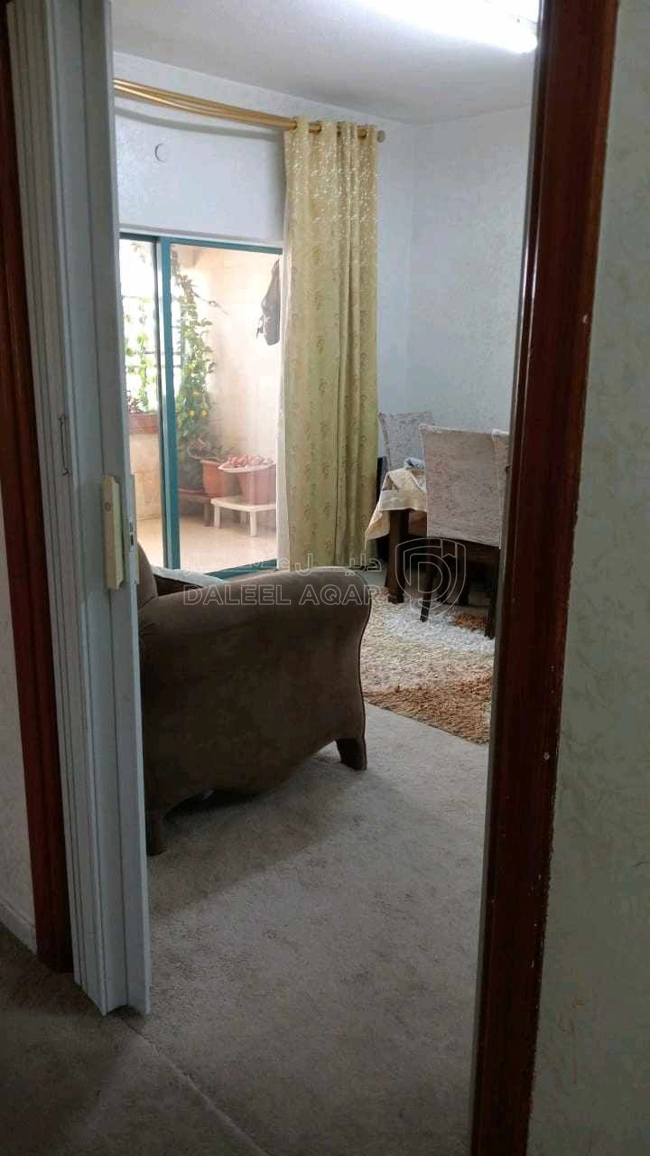 شقة في اربد . مجمع الشيخ خليل قرب دوار الجمل - 35,000 دأ - صورة 1