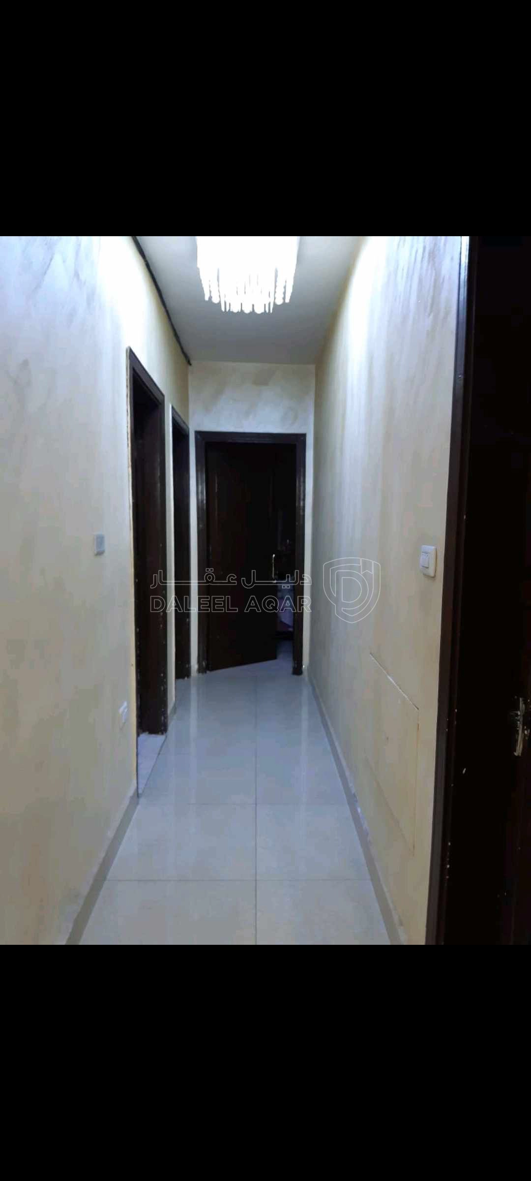 شقة في الزرقاء مدينه الشرق المرحله الثانيه عماره١٧ - 30,000 دأ - صورة 1