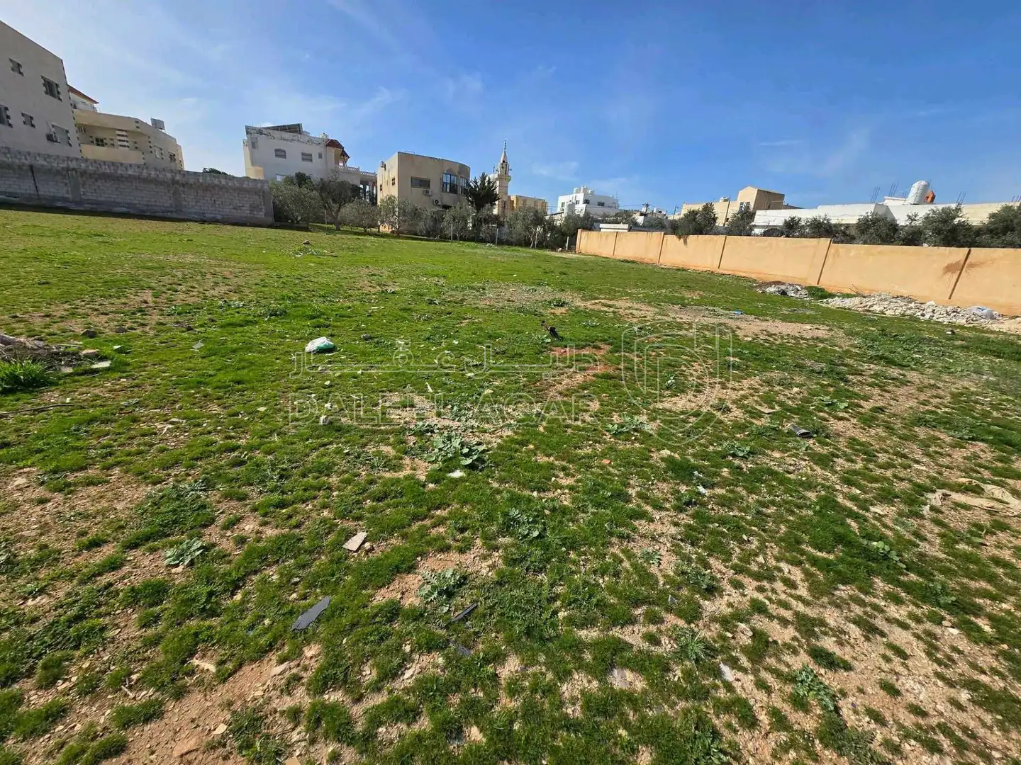 أرض في الرمثا قرب دوار المدفع حي ابو البصل الشرقي - 60,000 دأ - صورة 5