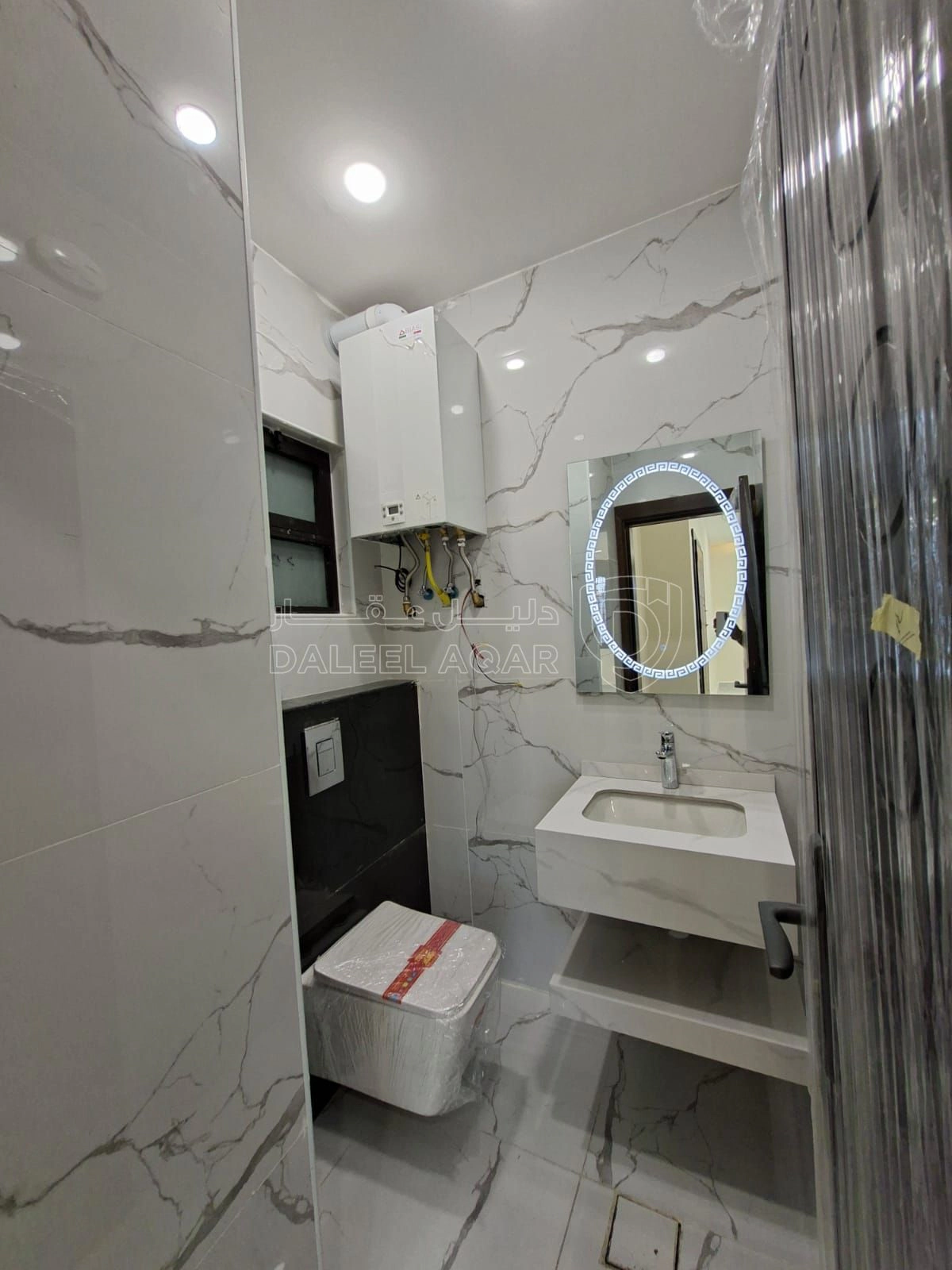 شقة في ضاحية الرشيد - بالقرب من دوار اقرأ - 102,000 دأ - صورة 1