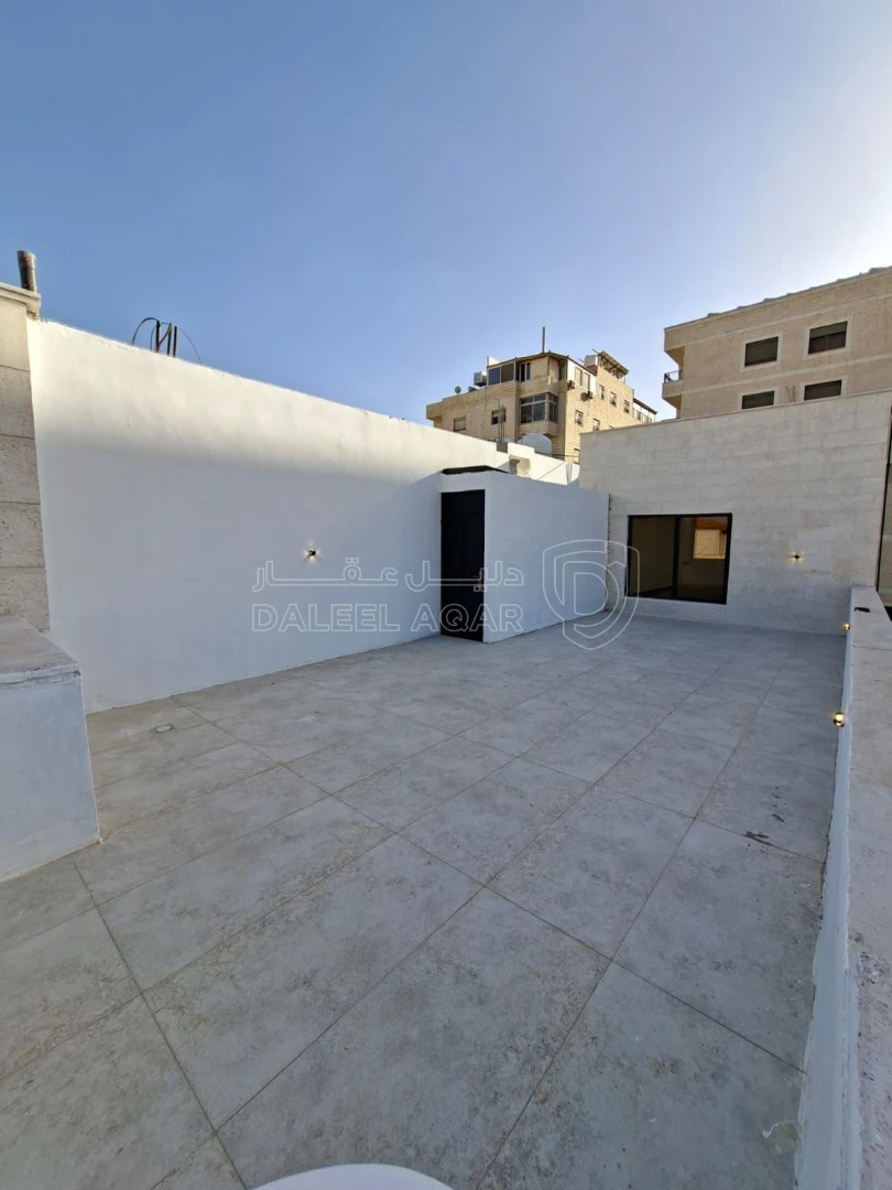 شقة في ضاحية الرشيد - بالقرب من دوار اقرأ - 102,000 دأ - صورة 1