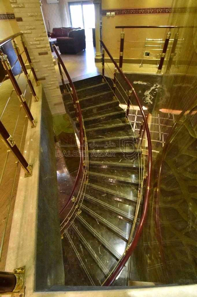 فيلا/منزل في اليادودة - 850,000 دأ - صورة 1