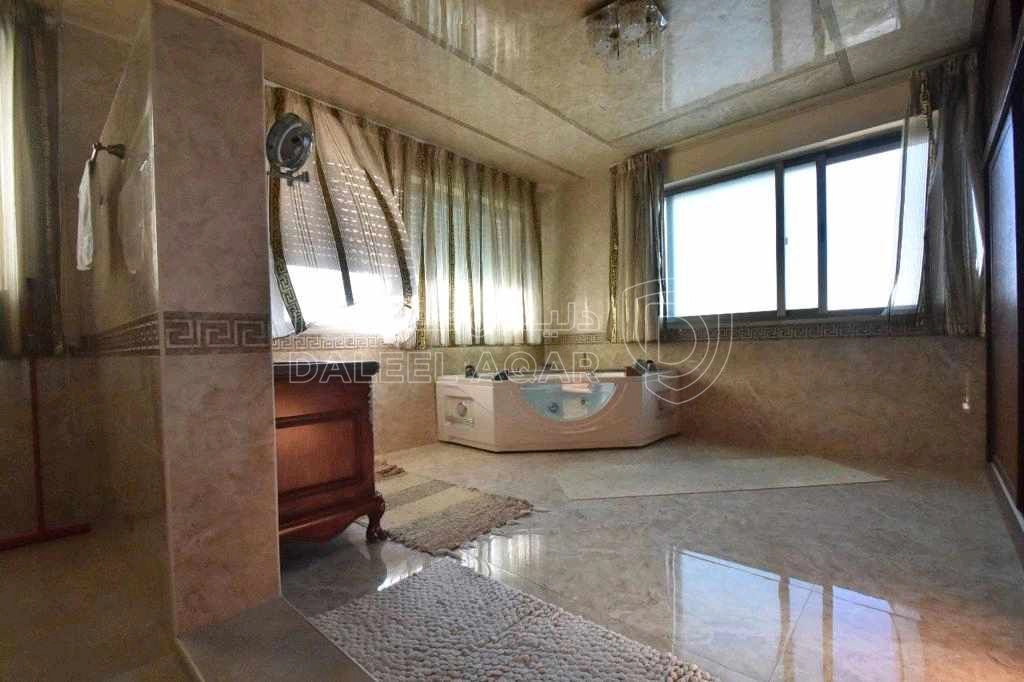 فيلا/منزل في اليادودة - 850,000 دأ - صورة 1